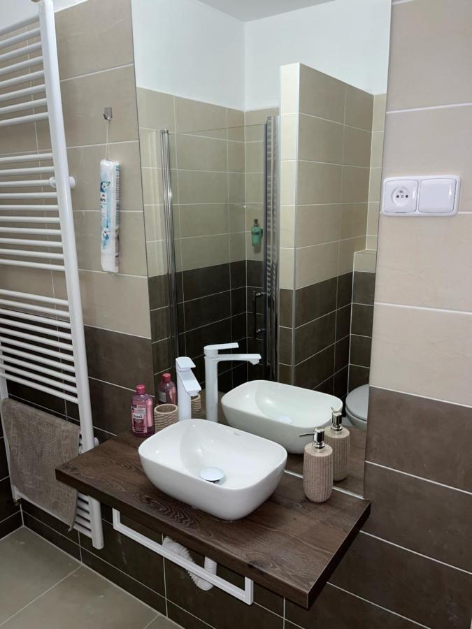 Apartmany Nezarka A Privatni Wellness Jindřichův Hradec Extérieur photo