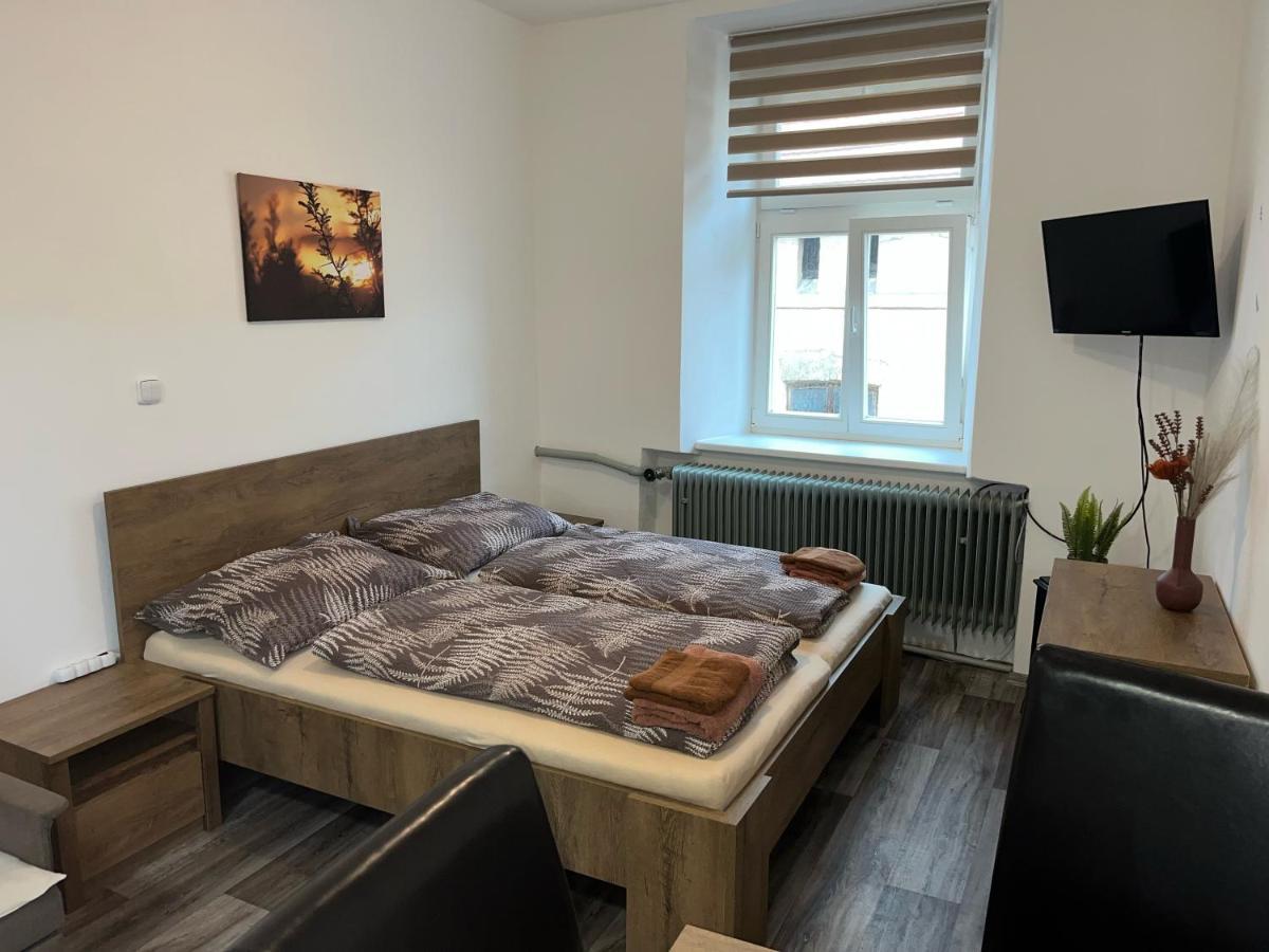 Apartmany Nezarka A Privatni Wellness Jindřichův Hradec Extérieur photo