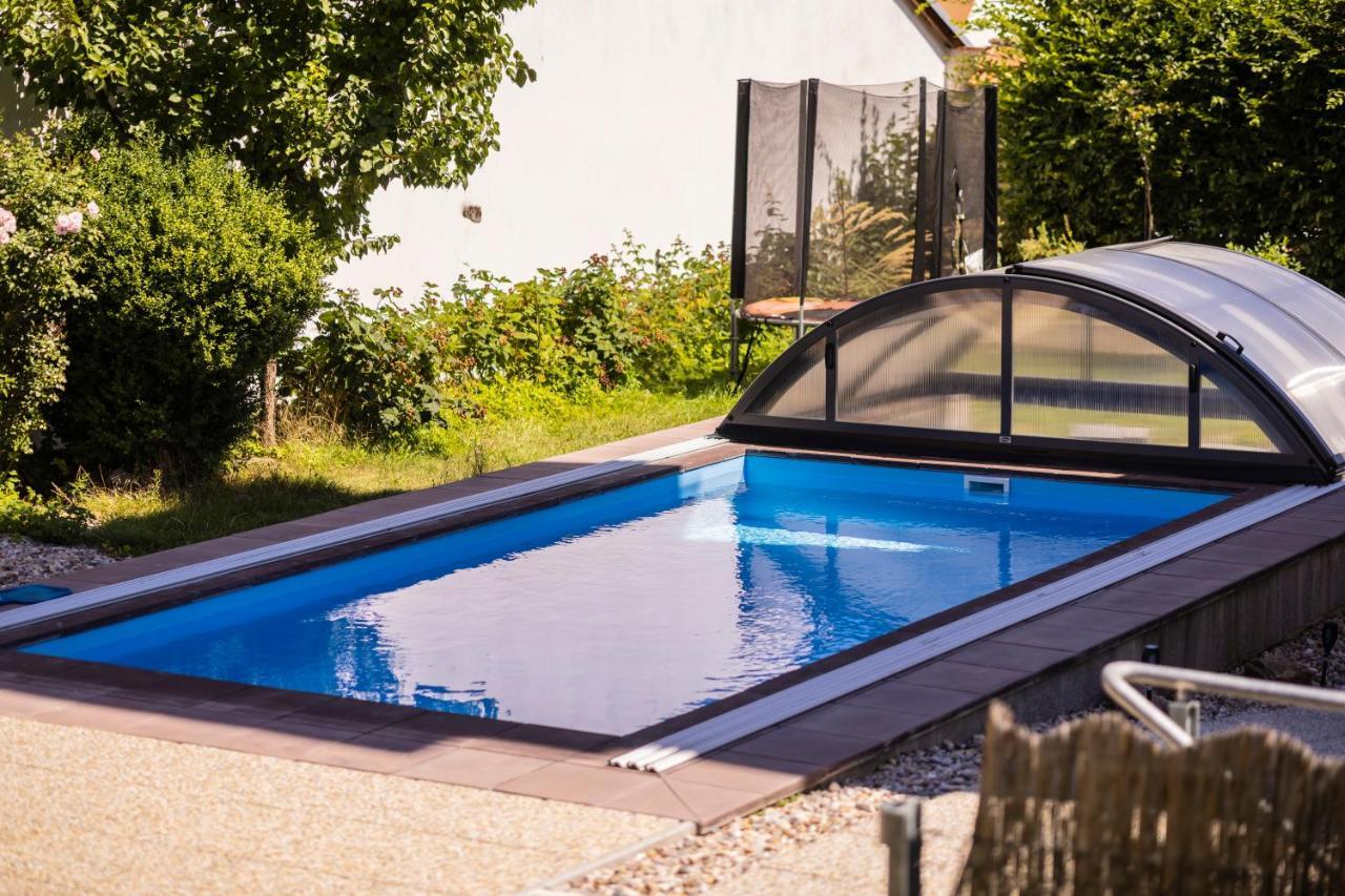 Apartmany Nezarka A Privatni Wellness Jindřichův Hradec Extérieur photo